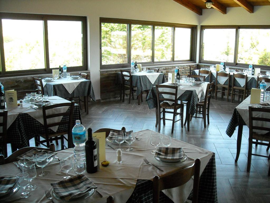 Agriturismo Depalmas スティンティーノ エクステリア 写真